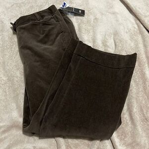 NWT- Dalia Collection- 8. Corduroy Crop